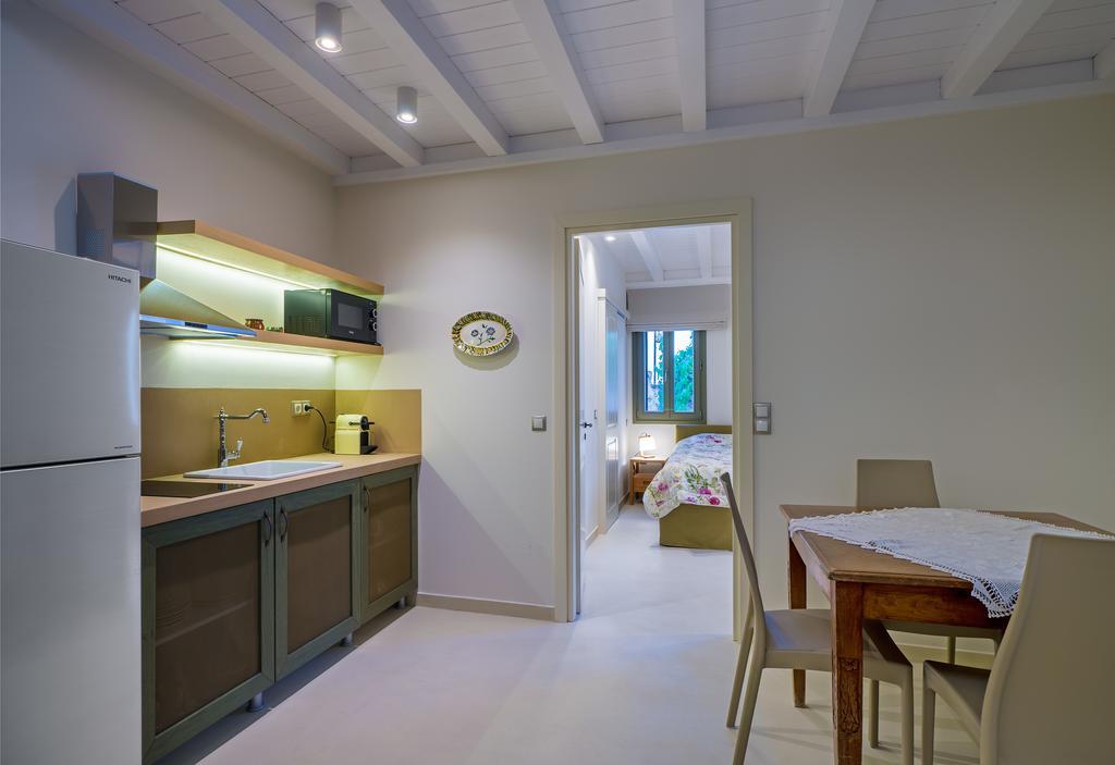 Belvedere Andros Batsi  Bagian luar foto
